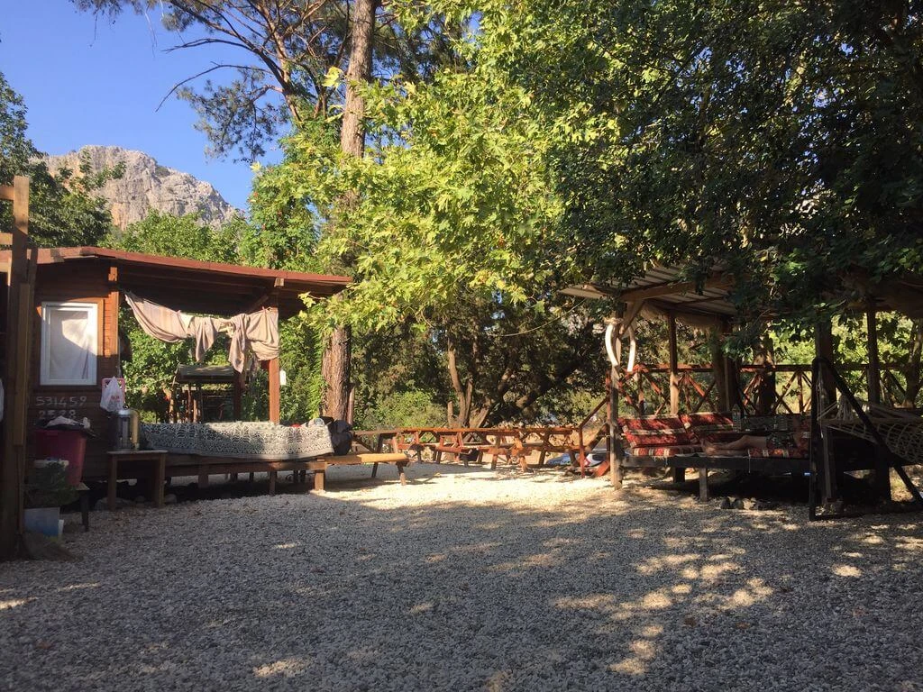 Hala'nın Yeri Kamp Alaniçi kısım görseli