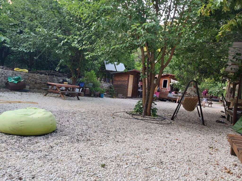 Hala'nın Yeri Kamp Alaniçi kısım görseli