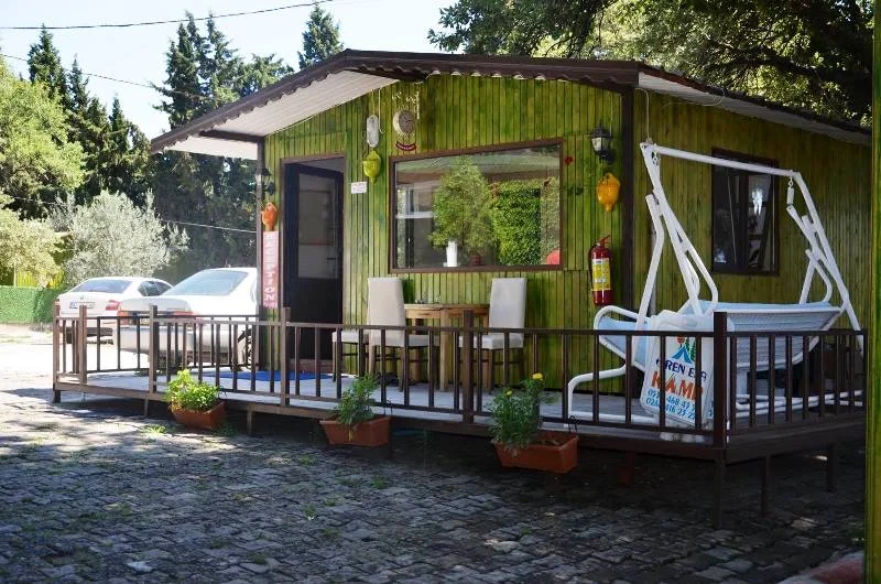 ela-ela-bungalov-evler konaklama alanı görüntüsü