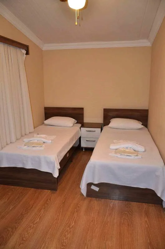 ela-ela-bungalov-evler konaklama alanı görüntüsü