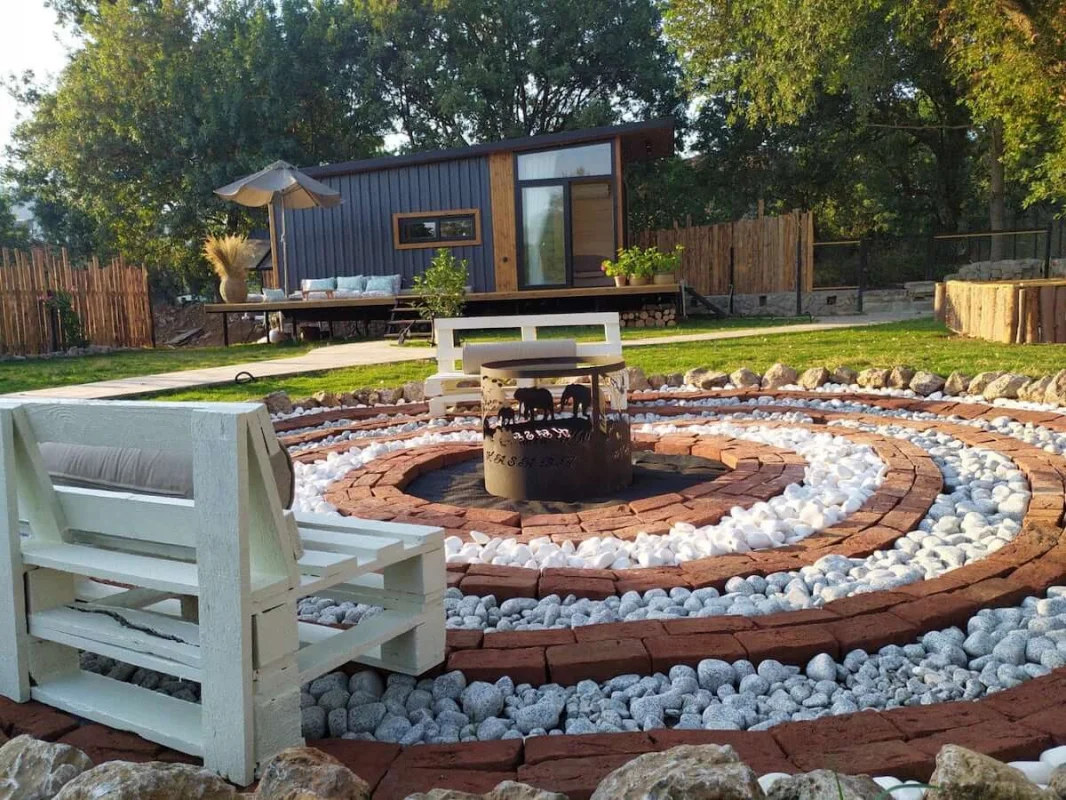 kayakoy-jungle-camping-tiny-house Fotoğrafı