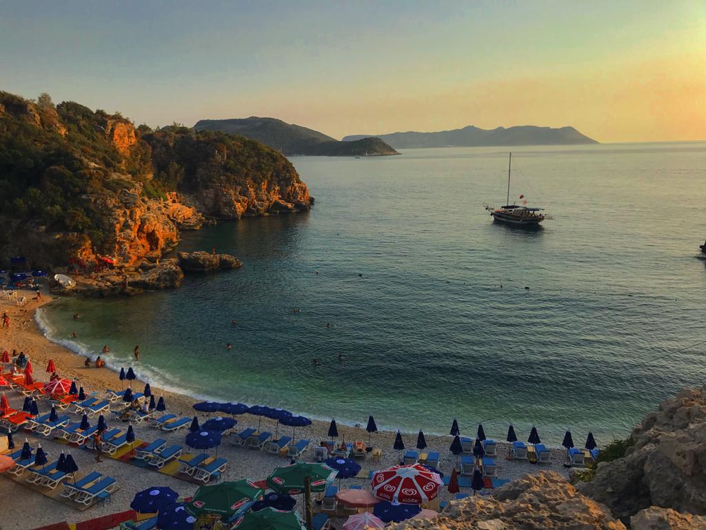 Gizli Vadi Kamp &amp; Pansiyon plaj görseli