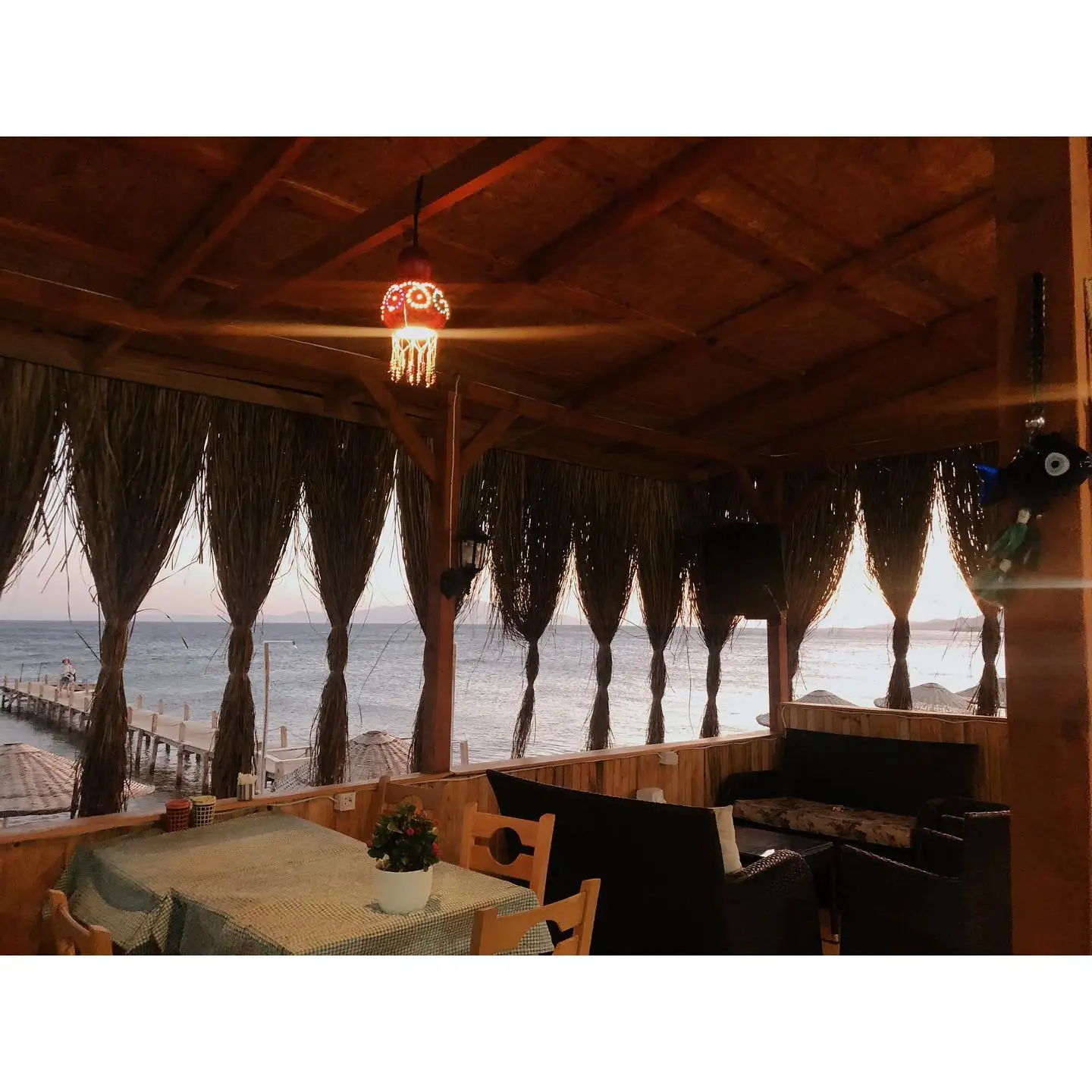 Zeus Beach &amp; Camping Fotoğrafı