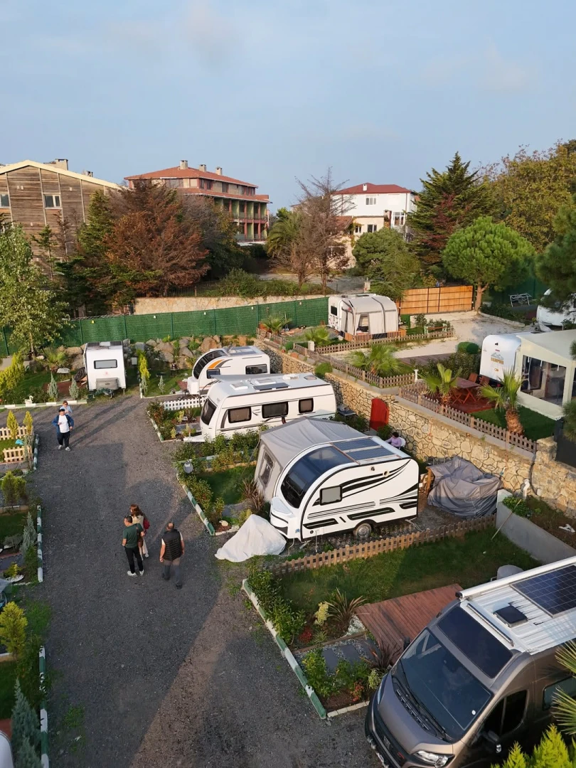 Maşuk Kamp &amp; Karavan Parkı Fotoğrafı