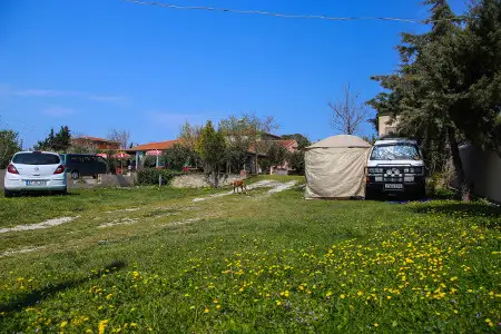 Troia Pension &amp; Camping Fotoğrafı