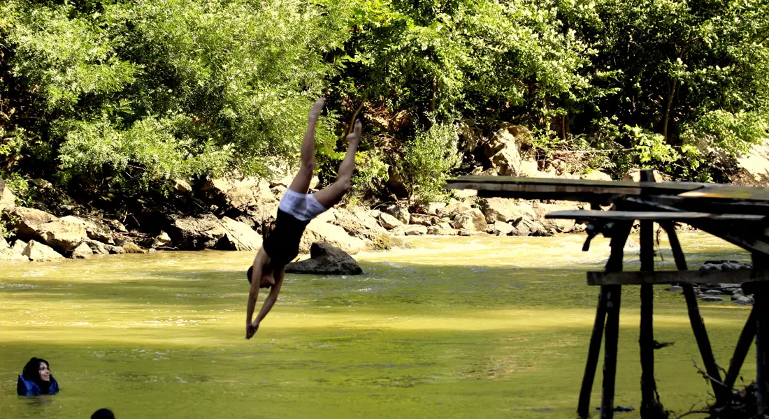 Nehirevi Rafting, Kamp ve Bungalov Fotoğrafı