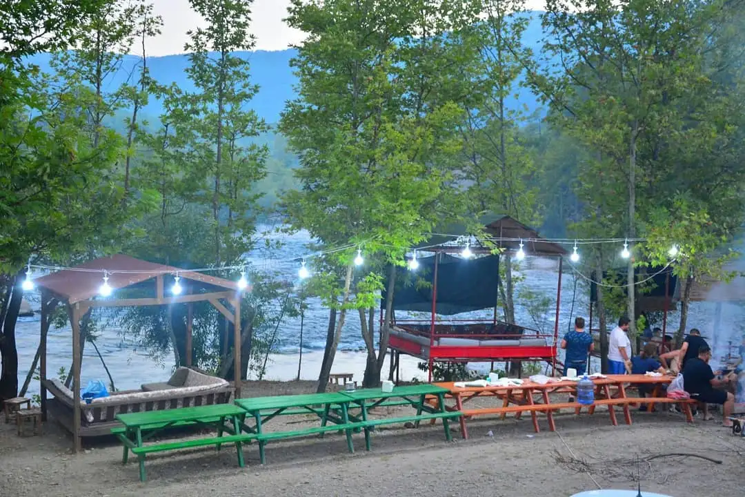 Fenomen Rafting &amp; Restoran&amp; Camping Fotoğrafı