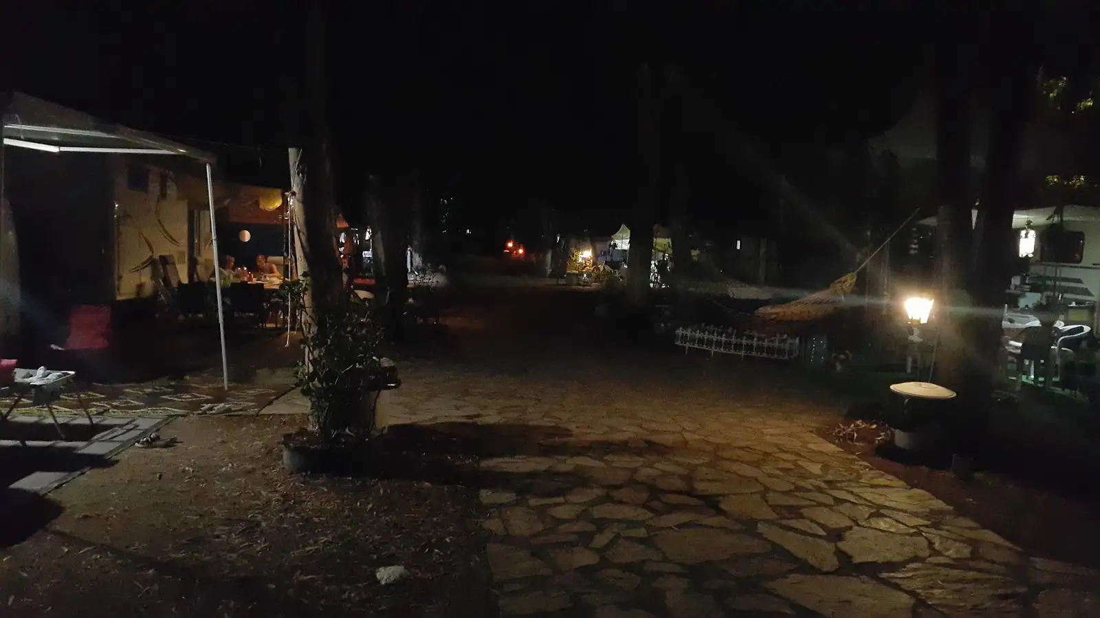 Evcan Kamping Fotoğrafı